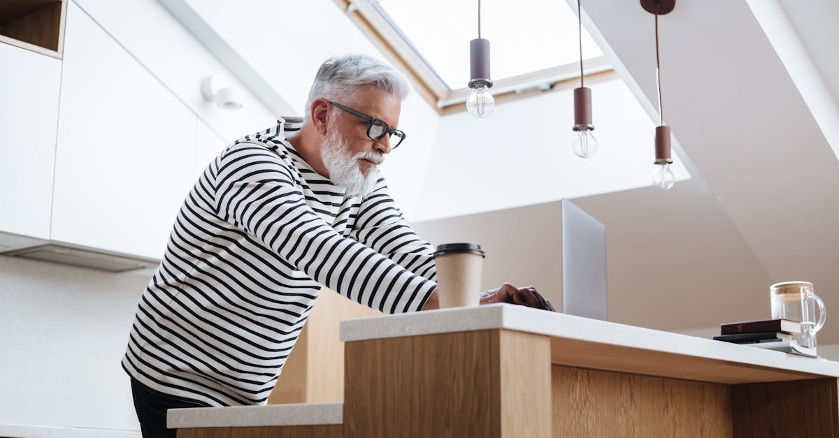 carl mows the yard of his elderly neighbor each week for $20. what type of motivation is this?